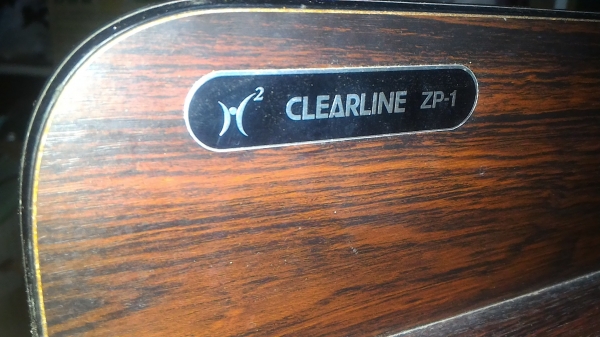 เตารีดกดทับหน้ากว้าง ยี่ห้อ CLEARLINE แนวตั้ง รีดที่เดียวคุมทั้งตัว ใช้งานง่ายกินไฟน้อย