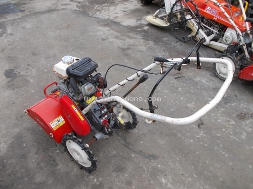 รถพรวนดินเดินตาม  YANMAR  TB3 รหัสสินค้า : 80803228  เพิ่มเติมที่ www.nihonmono.com