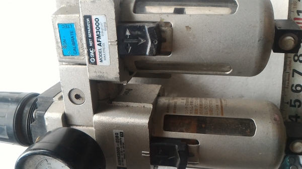 ชุดดักน้ำดักฝุ่นและปรับตั้งแรงดันลม ยี่ห้อ SMC แบบสองท่อ เพิ่มความมั่นใจในการดักจับความชื่น