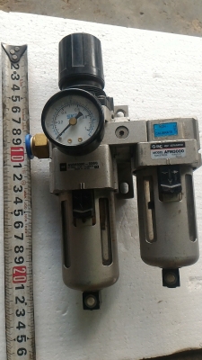 ชุดดักน้ำดักฝุ่นและปรับตั้งแรงดันลม ยี่ห้อ SMC แบบสองท่อ เพิ่มความมั่นใจในการดักจับความชื่น