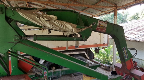 ขาย คีบ ของสามารถ สภาพสวยพร้อมใช้งาน อุปกรณ์มีให้ครบ ใช้งานแค่ปีเดียว ไม่มีปะไม่มีดาม