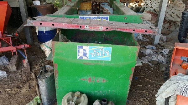 ขาย คีบ ของสามารถ สภาพสวยพร้อมใช้งาน อุปกรณ์มีให้ครบ ใช้งานแค่ปีเดียว ไม่มีปะไม่มีดาม