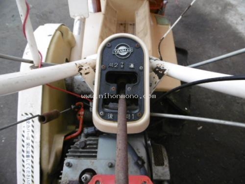 รถเกี่ยวข้าวเดินตาม   YANMAR  YB300D รหัสสินค้า : 80803393  เพิ่มเติมที่ www.nihonmono.com