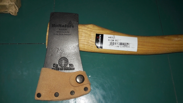 ขายขวานเสือ1 1/4ปอน HULT'S CELEBRATED AXES. MADE IN SWEDEN. ขายขวานเสือ1 1/4ปอน HULT'S CELEBRATED AXES. MADE IN SWEDEN.