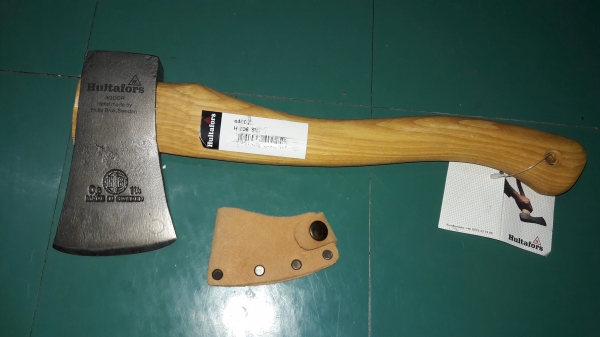 ขายขวานเสือ1 1/4ปอน HULT'S CELEBRATED AXES. MADE IN SWEDEN. ขายขวานเสือ1 1/4ปอน HULT'S CELEBRATED AXES. MADE IN SWEDEN.