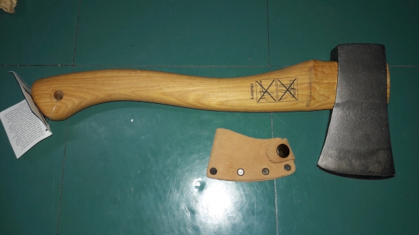 ขายขวานเสือ1 1/4ปอน HULT'S CELEBRATED AXES. MADE IN SWEDEN. ขายขวานเสือ1 1/4ปอน HULT'S CELEBRATED AXES. MADE IN SWEDEN.