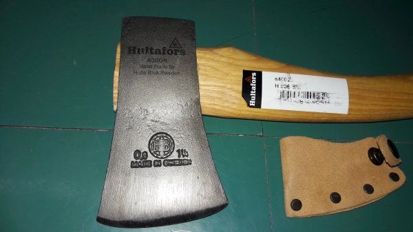 ขายขวานเสือ1 1/4ปอน HULT'S CELEBRATED AXES. MADE IN SWEDEN. ขายขวานเสือ1 1/4ปอน HULT'S CELEBRATED AXES. MADE IN SWEDEN.