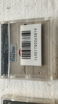 ยกชุด 200 บาท SONY  2 inch Data Disk แผ่นเก็บข้อมูลขนาด 2 นิ้ว ของใหม่(ให้ทั้ง 4 อัน 200 บาท)