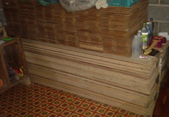 ขายเหมา 50,000บาท ไม้ปูพื้นจริง ปาเก้รวม130ตรม.
