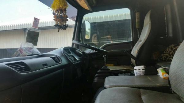 สิบล้อ อีซูซุ FVZ33M 230ปี44 บรรทุกน้ำมัน18,000ลิต ปั้มอุปกรณ์ครบ สภาพดีสวยบางเดิม ทะเบียนพร้อมโอน