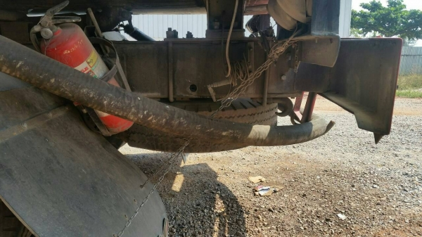 สิบล้อ อีซูซุ FVZ33M 230ปี44 บรรทุกน้ำมัน18,000ลิต ปั้มอุปกรณ์ครบ สภาพดีสวยบางเดิม ทะเบียนพร้อมโอน