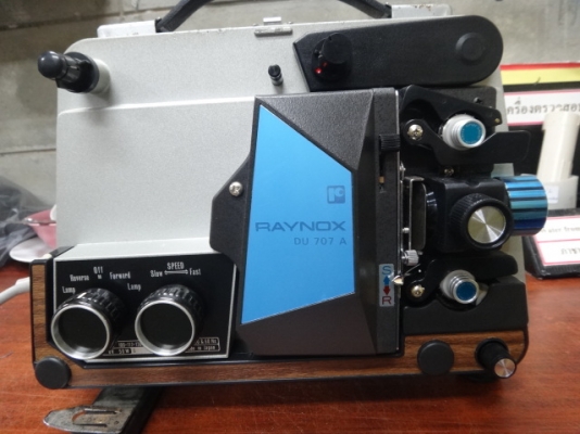 เครื่องฉายหนัง.RAYNOX  DU707A