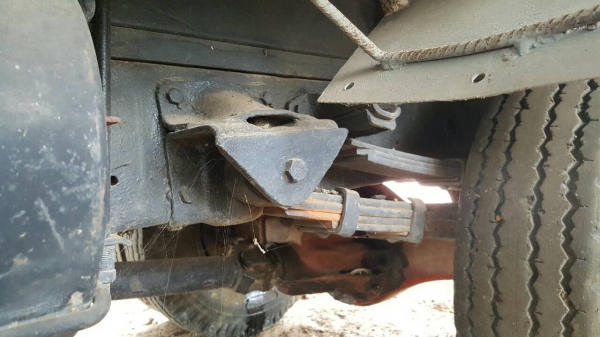 ขาย 6 ล้อ TOYOTA กระบะยาว 4 เมตร เครื่อง 85 แรงม้า คัสซีสวย ทะเบียนครบ