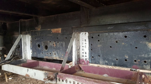 ขาย 6 ล้อ TOYOTA กระบะยาว 4 เมตร เครื่อง 85 แรงม้า คัสซีสวย ทะเบียนครบ