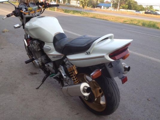 YAMAHA XJR1300 ปี02 สพมแท้ๆ YAMAHA XJR1300 ปี02 สพมแท้ๆ