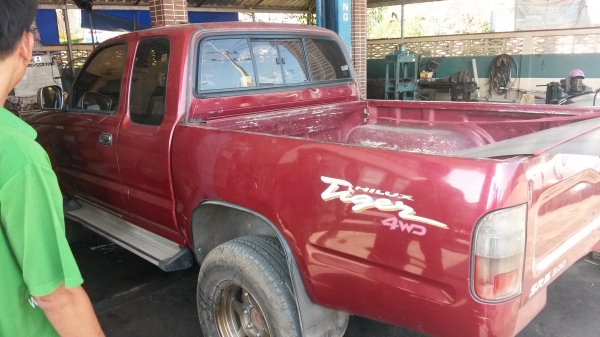 Toyota tiger 4x4 เครื่อง 5L พร้อมใช้รถไม่เคยทำสี ออกป้ายแดง Toyota tiger 4x4 เครื่อง 5L พร้อมใช้รถไม่เคยทำสี ออกป้ายแดง