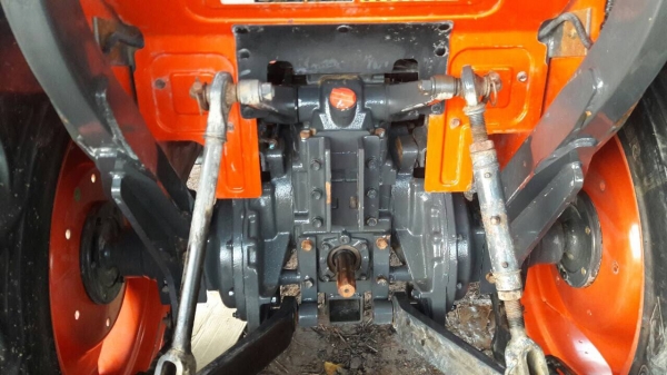 ขายรถไถคูโบต้าL3608sp ตัวเปล่าสภาพเดิมๆคับ รถใช้งานน้อยราคา275,000.