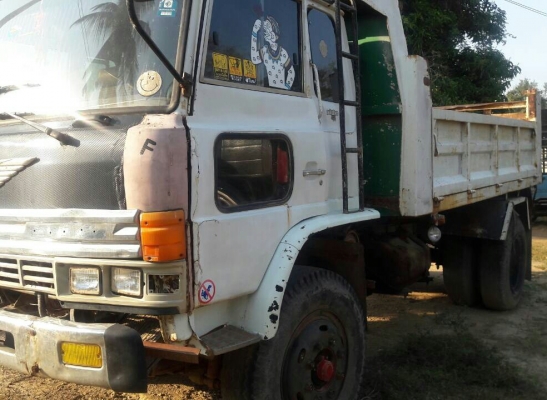 หกล้อ ฮีโน่ FE172EH 700 แอร์ พ.เวอร์ สโลส ช่วงล่างใหญ่ยาง900 สภาพพร้อมใช้งาน ทะเบียนพร้อมโอน ราคา355,000บ ถูกๆ ครับ หกล้อ ฮีโน่ FE172EH 700 แอร์ พ.เวอร์ สโลส ช่วงล่างใหญ่ยาง900 สภาพพร้อมใช้งาน ทะเบียนพร้อมโอน ราคา355,000บ ถูกๆ ครับ