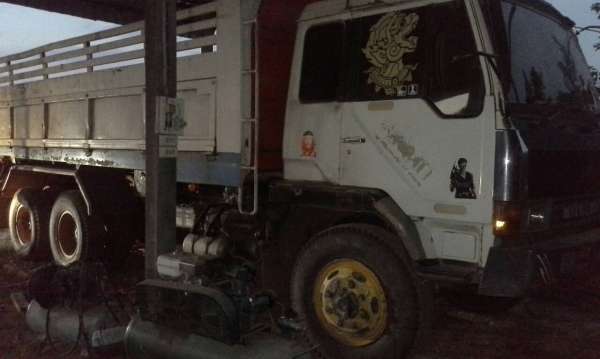 ขายด่วน MITSUBISHI FN527 TF 6XXX กว่าสภาพพร้อมใช้งาน เครื่องเกียร์ดี ยางพร้อมใช้งาน คัชชีสวย สิบสปีด เอกสารพร้อมโอน