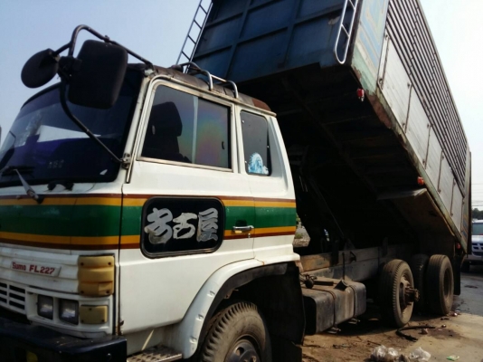 ขายสิบล้อ HINO KT725 ช่วงล่างZMเพลาเดียว ดั้มคอกเกษตร เครื่องดี เบรคทริฟฟี่คัชชีสวย เอกสารเล่มทะเบียน