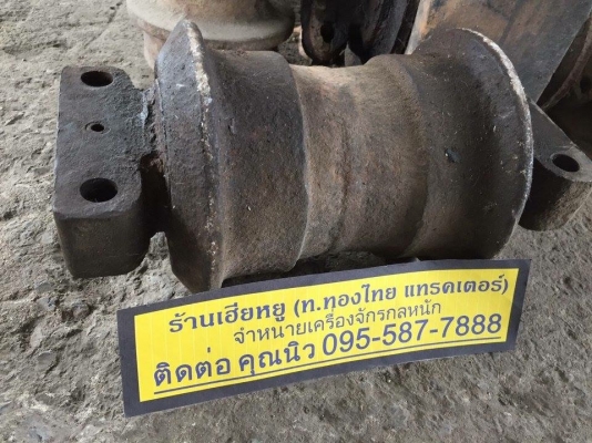 โรลเลอร์ KOBELCO SK 200-3 ของเก่า ราคา 2,000 บาท ราคาคุยได้ โรลเลอร์ KOBELCO SK 200-3 ของเก่า ราคา 2,000 บาท ราคาคุยได้