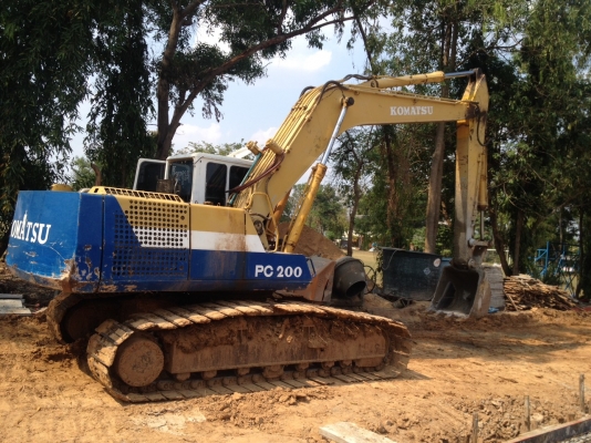 โคมัดสุPC200-5 ซีเรียน54,xxx เอวไม่หลวม แทรกสวย ไม่มีเอกสาร ขาย 650,000