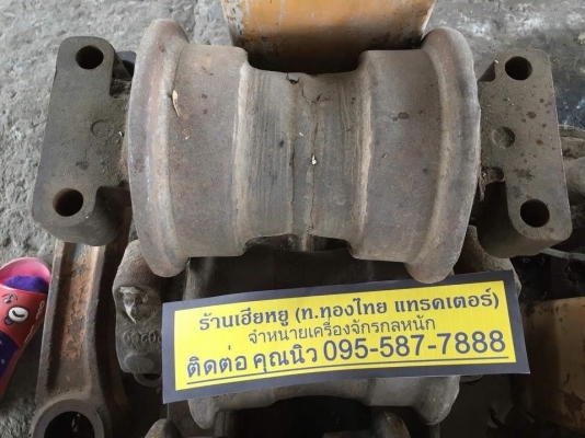 โรลเลอร์ KOBELCO SK200-1-2 ของเก่า ราคา 2,000 บาท ราคาคุยได้