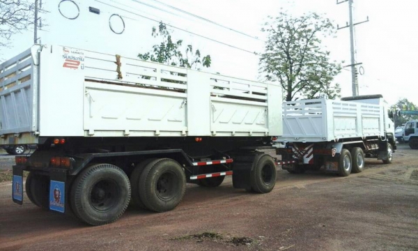 ขายรถสิบล้อ ISUZU DECA FXZ360แรง ปี56 พ่วงแม่ลูก ราคาขาย 2,750,000 ต่อรอง สนใจ 0932795977 คุณสุชาติ จัดไฟแนนซ์ได้ 2,100,000-2,350,000 ขึ้นอยู่ที่เคดิต รายละเอียดรถ ปีรถจดทะเบียน 2555 เลขแซสซีส์ FXZ77QDF1H เลขเครื่อง 6UZ14 360แรงม้า เกียร์ ZF ดัมพ์สามมิตร