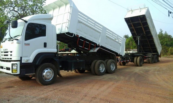 ขายรถสิบล้อ ISUZU DECA FXZ360แรง ปี56 พ่วงแม่ลูก ราคาขาย 2,750,000 ต่อรอง สนใจ 0932795977 คุณสุชาติ จัดไฟแนนซ์ได้ 2,100,000-2,350,000 ขึ้นอยู่ที่เคดิต รายละเอียดรถ ปีรถจดทะเบียน 2555 เลขแซสซีส์ FXZ77QDF1H เลขเครื่อง 6UZ14 360แรงม้า เกียร์ ZF ดัมพ์สามมิตร
