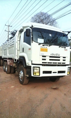 ขายรถสิบล้อ ISUZU DECA FXZ360แรง ปี56 พ่วงแม่ลูก ราคาขาย 2,750,000 ต่อรอง สนใจ 0932795977 คุณสุชาติ จัดไฟแนนซ์ได้ 2,100,000-2,350,000 ขึ้นอยู่ที่เคดิต รายละเอียดรถ ปีรถจดทะเบียน 2555 เลขแซสซีส์ FXZ77QDF1H เลขเครื่อง 6UZ14 360แรงม้า เกียร์ ZF ดัมพ์สามมิตร