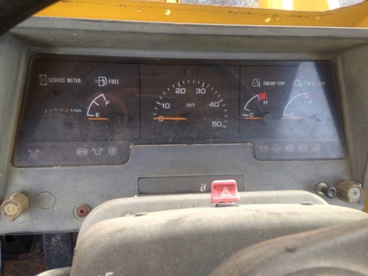 รถตัก Komatsu. WA180.  รถสวย สภาพดี...เอกสารอินวอยล์