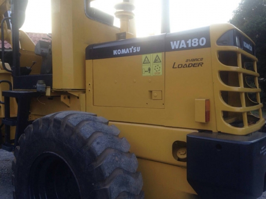 รถตัก Komatsu. WA180.  รถสวย สภาพดี...เอกสารอินวอยล์