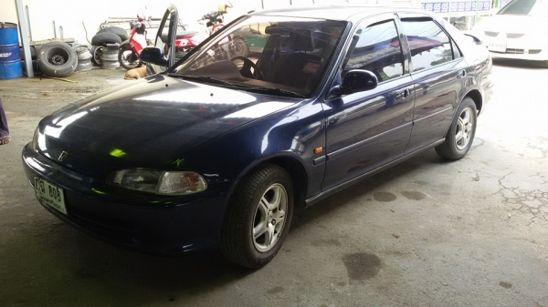 ขาย Honda Civic 4ประตู 49000 ปี 1992 สนใจโทร 0866668500