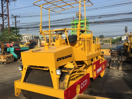 ขายด่วนรถบด2ล้อเหล็กสั่นหน้าสั่นหลังขนาด7ตัน DYNAPAC CC21พร้อมใช้งาน เล่มทะเบียน