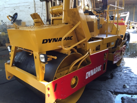 ขายด่วนรถบด2ล้อเหล็กสั่นหน้าสั่นหลังขนาด7ตัน DYNAPAC CC21พร้อมใช้งาน เล่มทะเบียน