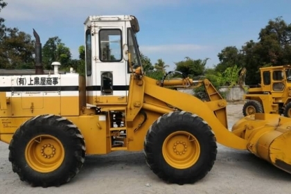 KOMATSU 510 กรองเดี่ยว สวยสุดๆไม่มีบิ้วใดๆ นำเข้าจากญี่ปุ่น โทร.090-986-2521 อ๊อบ