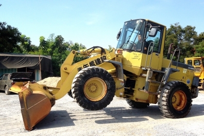 KOMATSU WA200-3 นำเข้าจากญี่ปุ่น โทร.090-986-2521 อ๊อบ KOMATSU WA200-3 นำเข้าจากญี่ปุ่น โทร.090-986-2521 อ๊อบ