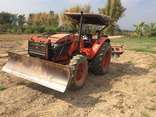 รถไถคูโบต้าM6040สวยๆ