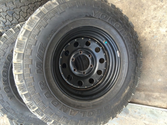 กะทะล้อขอบ 16" สวยๆพร้อมยาง285/75R16 yokohama Geolandar M/T ปี(1311) (japan) ขาย10,500สนใจโทร 062-121-9299/088-022-3848