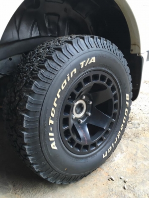 ขายยาง BF ALL 265/70/R16 ปี 2013 สี่เส้นดอกสวย ขายยาง BF ALL 265/70/R16 ปี 2013 สี่เส้นดอกสวย