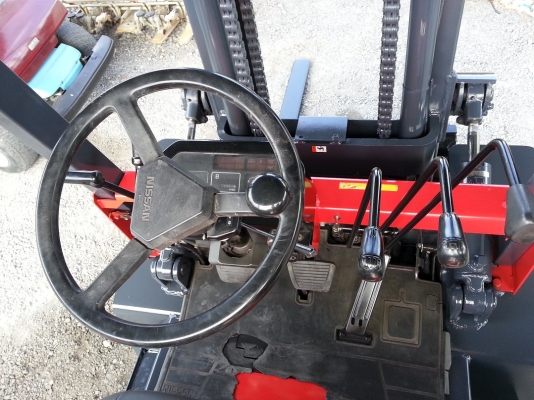 รถยก 3ตัน ดีเซ, สวยๆ NISSAN ยก 3เมตร เก่าญี่ปุ่น เช็คระบบ พร้อมใช้งาน โทร.090-986-2521 อ๊อบ