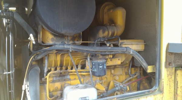 KOMATSU WA100-3 นำเข้าจากญี่ปุ่น 090-986-2521 อ๊อบ KOMATSU WA100-3 นำเข้าจากญี่ปุ่น 090-986-2521 อ๊อบ