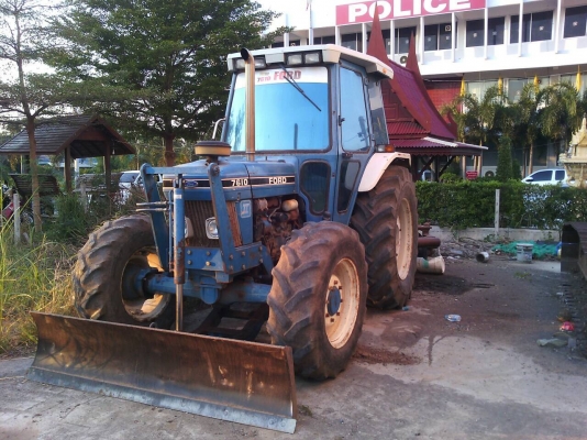 รถไถ2เพลา...7610 เล่มพร้อม มีดันหน้า จานเจ็จ รถสวยพร้อมใช้