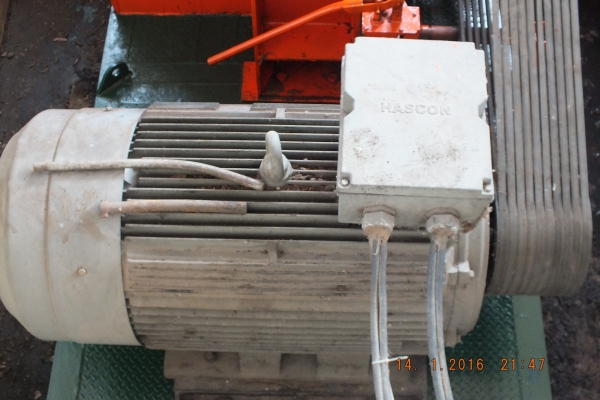 ขาย  เครื่องชิปไม้ (ไม้สับ)