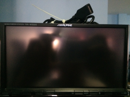 Alpine IVA-W502E รุ่นใหญ่ 24BIT USB lPOD DVD-RW MP3-RW CD-RW AUX พร้อมสายIPOD ปรีเอ้า3ชุด ช่องOptical รีโมท ศูนย์ Mtech สภาพสวย มือ2