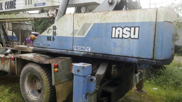 ขายรถเครน KATO 6 ล้อ 11 ตัน เอกสารเล่มทะเบียน ราคา 750000