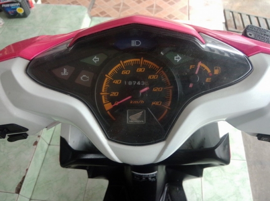 Click 110i รถปี53 สีสวยๆเดิมๆ หัวฉีดประหยัดน้ำมัน พร้อมเล่มครับ