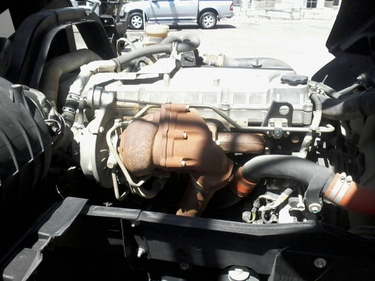 รถอีซูซุ 6 ล้อดั้ม FTR  240 แรงม้า. ปี 55.  ( รถวิ่ง 1xx,xxx กม. )    สนใจติดต่อ  081 - 6079515