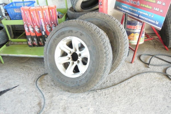 ยางใหม่ แม๊ก ISUZU ขอบ 16 ยางปี 2015