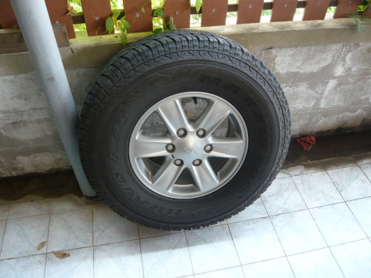 ยางใหม่ แม๊ก ISUZU ขอบ 16 ยางปี 2015